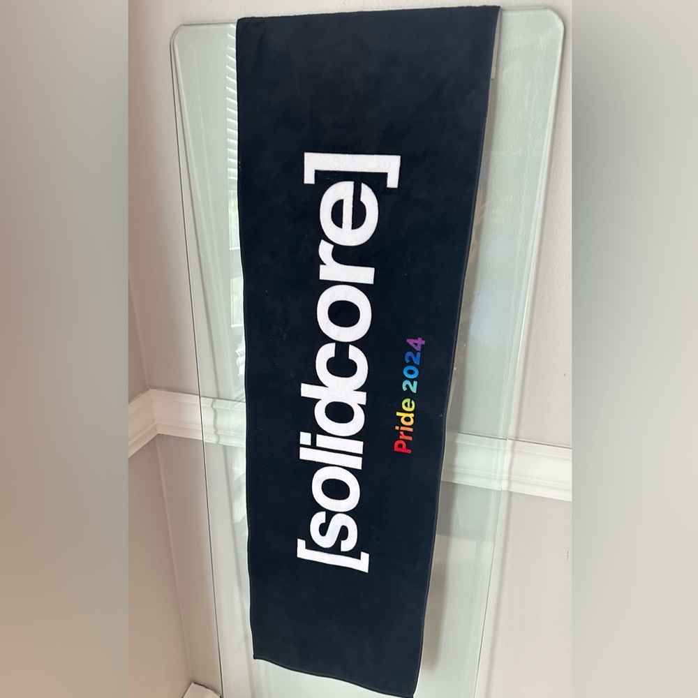 Solidcore [ ] 🏳️‍🌈 PRIDE Sweat Towel 🏳️‍🌈 2024
